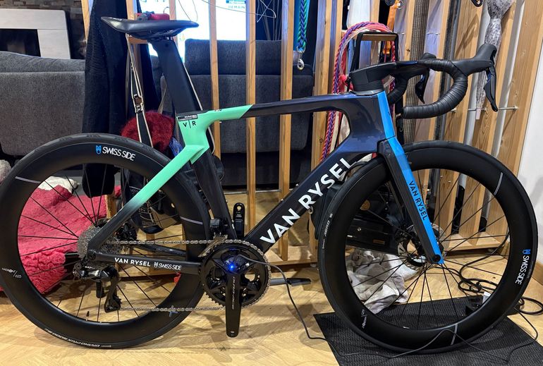 Used Van rysel Race Rennrad RCR-F Pro CF Shimano Dura Ace Di2 2x12 Schwarz 2026 2026 Road & Gravel, Blue — image 3 of 3