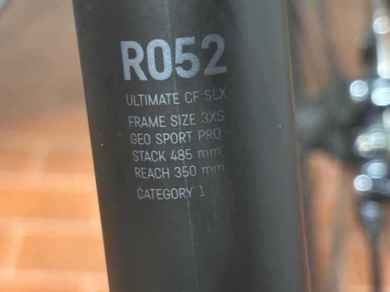 Used Canyon Ultimate CF SLX Disc 8.0 Di2 2019 2019 Road & Gravel, Black — image 5 of 10