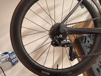 Used Canyon Ultimate CF SLX Disc 8.0 Di2 2019 2019 Road & Gravel, Black — image 8 of 10