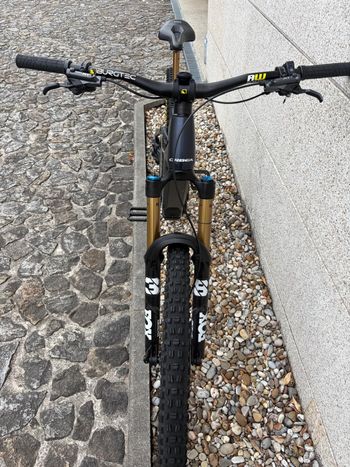 Used Orbea Wild M-Team 2026 2026 Mountainbike, Blue — image 2 of 15