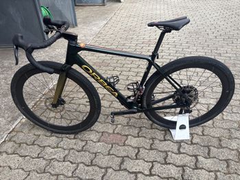 Used Orbea TERRA M30TEAM 2024 2024 Road & Gravel, Green — image 2 of 11
