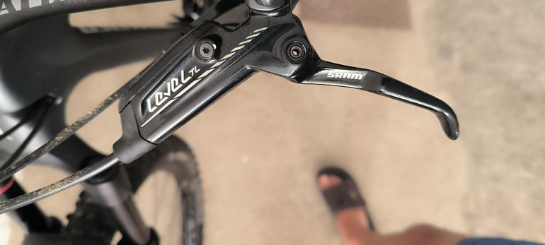 Used Specialized Comp Carbon 2018 1x 2019 Mountainbike, Black — image 7 of 16
