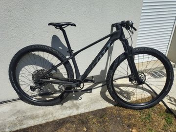 Used Scott Scale 940 2024 2024 Mountainbike, Black, 29 — image 1 of 7