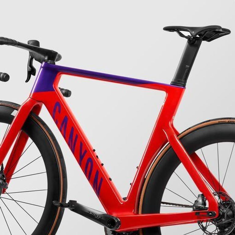 Used Canyon Aeroad CF SLX 8 Disc eTap 2023 2023 Road & Gravel, Red — image 25 of 25