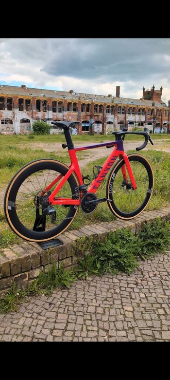 Used Canyon Aeroad CF SLX 8 Disc eTap 2023 2023 Road & Gravel, Red — image 19 of 25