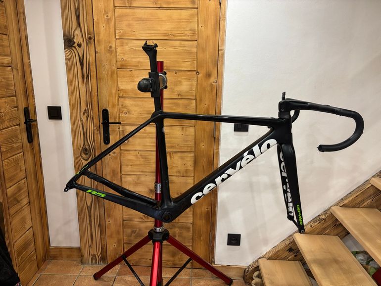 Used Cervélo R5 Frameset 2020 Road & Gravel, Black — image 1 of 4