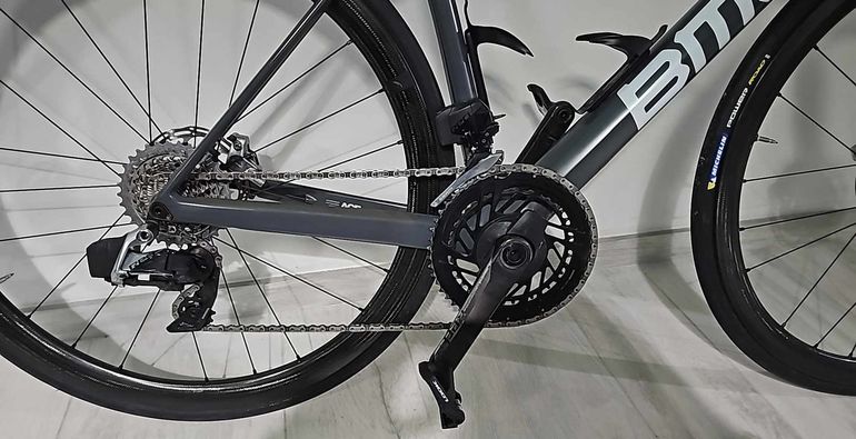 Used BMC Teammachine SLR01 DISC TWO 2020 2020 Road & Gravel, Light Gray — image 2 of 3