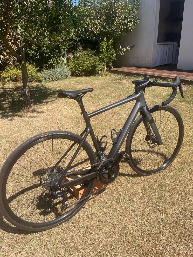 Used Scott Addict 20 2023 2023 Road & Gravel, Light Gray — image 2 of 8