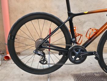 Tweedehands Giant TCR Advanced Pro Disc 0 Di2 2024 2024 Road & Gravel — afbeelding 2 van 6