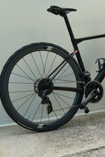 BMC Roadmachine SRAM Force 2020 Road & Gravel d'occasion — image 2 sur 8