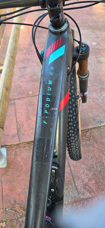 Used Mondraker F-podium Shimano Deore XT 2020 Mountainbike, Black — image 6 of 11