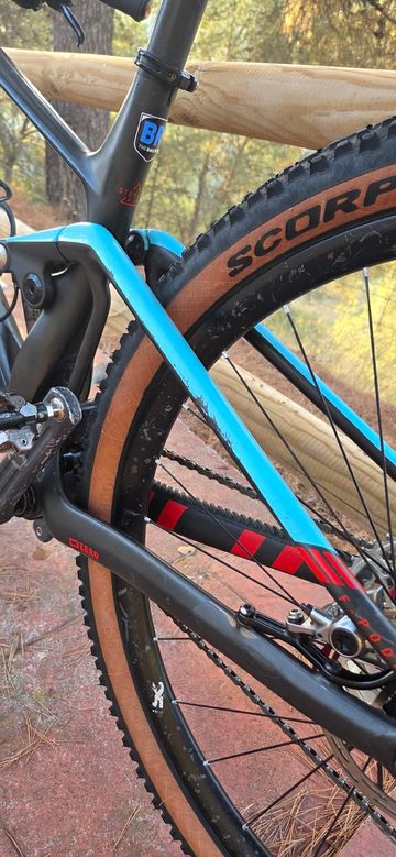 Used Mondraker F-podium Shimano Deore XT 2020 Mountainbike, Black — image 4 of 11