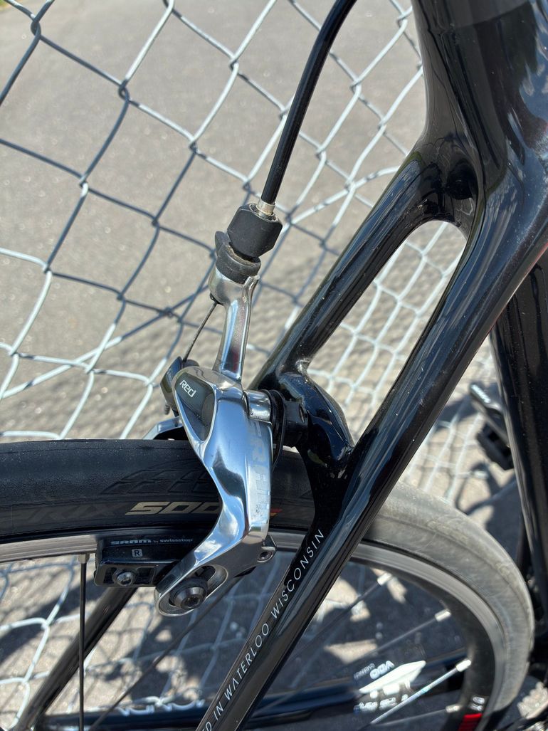 Trek Émonda SL 8 RED 2016 2016 Road & Gravel de segunda mano, Negro — imagen 6 de 10