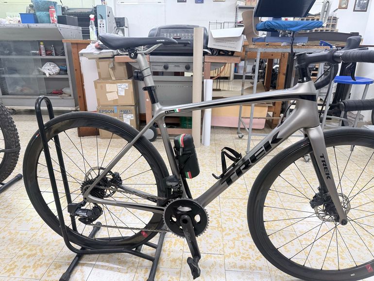 Trek Émonda SL 6 Disc 2020 2020 Road & Gravel d'occasion — image 1 sur 9