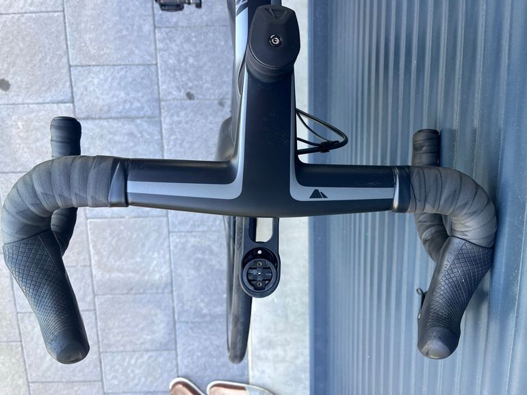 Canyon Aeroad CF SL Disc 8.0 Di2 2019 2019 Road & Gravel d'occasion — image 5 sur 5