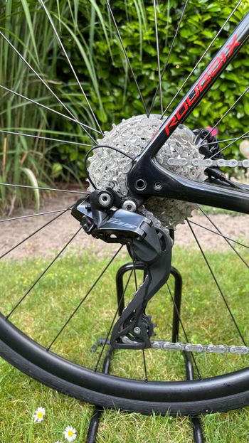 Gebrauchtes Specialized Roubaix Sport 2020 2020 Road & Gravel, Schwarz — Bild 4 von 7