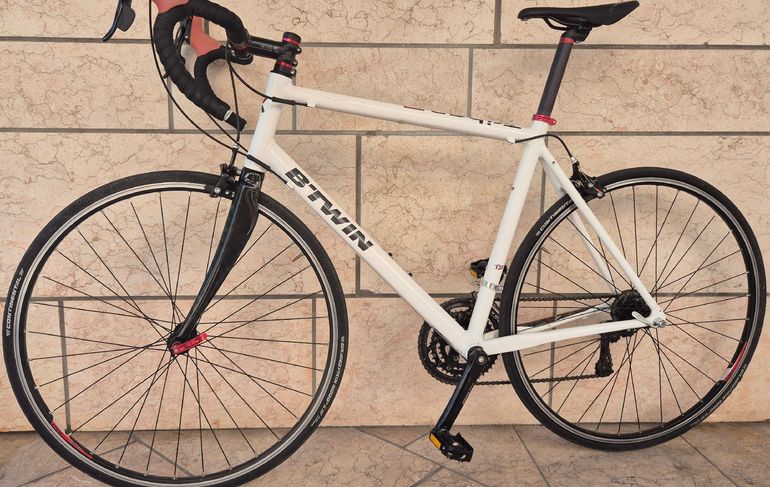 Used B Twin Triban Microshift 26 2016 Road & Gravel, White — image 11 of 11