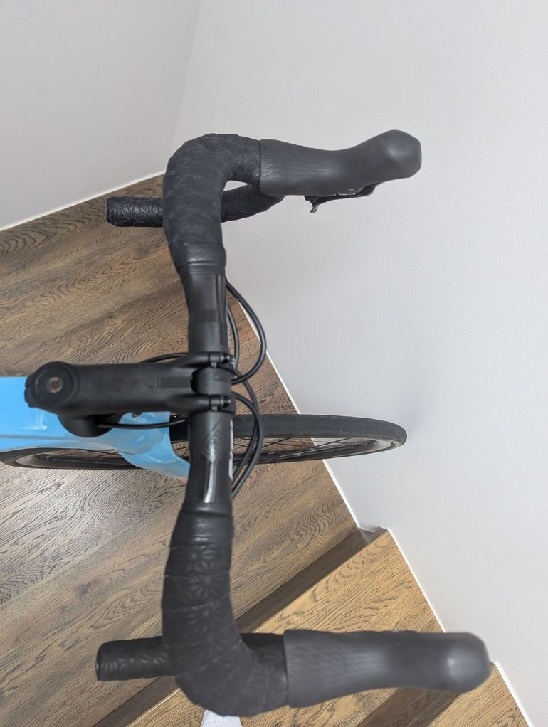 Used Trek Émonda ALR 5 2023 2023 Road & Gravel, Blue — image 9 of 20