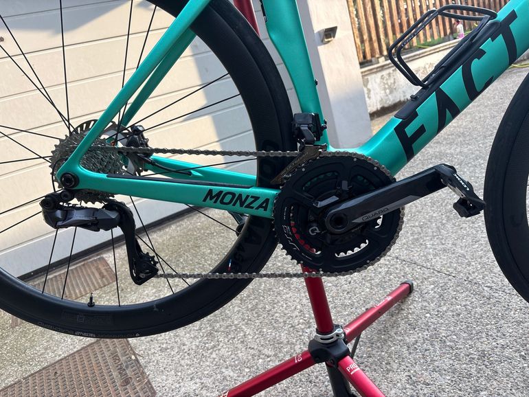 Factor Custom Shimano Ultegra Di2 2025 Road & Gravel usato, Verde — immagine 3 di 17