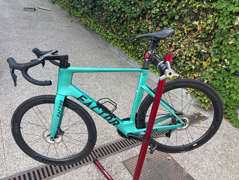 Factor Custom Shimano Ultegra Di2 2025 Road & Gravel usato, Verde — immagine 2 di 17