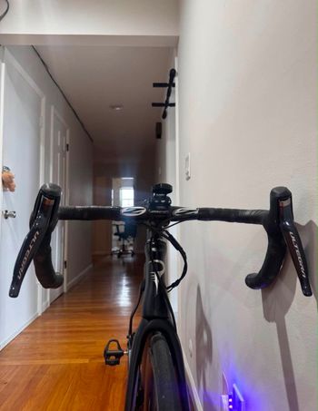 Used Pinarello DOGMA F8 DISK 2017 2017 Road & Gravel, Black — image 3 of 11