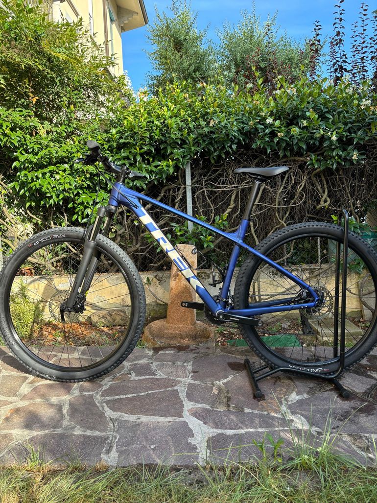 Trek Marlin 4 Gen 2 2024 2024 Mountainbike d'occasion — image 2 sur 12