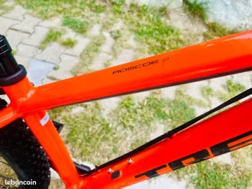 Używany Trek Roscoe 8 2015 Mountainbike — zdjęcie 3 z 5