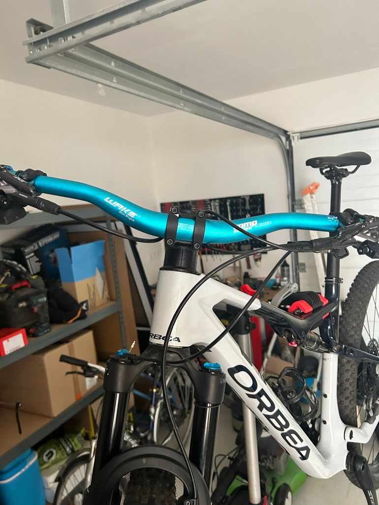 Tweedehands Orbea OIZ M10 AXS 2024 2024 Mountainbike — afbeelding 13 van 14