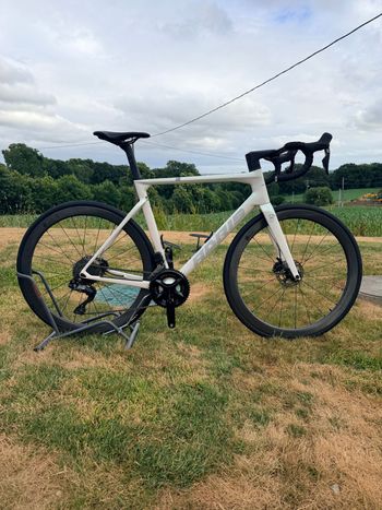 Used Adris Custom Shimano 105 Di2 2024 Road & Gravel