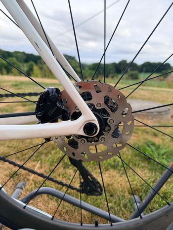 Used Adris Custom Shimano 105 Di2 2024 Road & Gravel, White — image 9 of 10