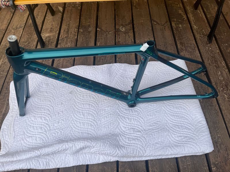 Used Bianchi Specialissima - Frame Kit 2022 Frameset 2022 Road & Gravel, Blue — image 2 of 25