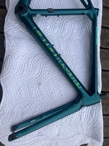 Used Bianchi Specialissima - Frame Kit 2022 Frameset 2022 Road & Gravel, Blue — image 4 of 25