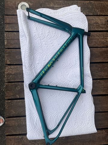 Used Bianchi Specialissima - Frame Kit 2022 Frameset 2022 Road & Gravel, Blue — image 14 of 25