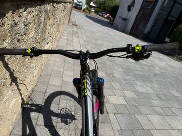 Gebrauchtes Specialized Enduro EVO 650b 2015 2015 Mountainbike, Schwarz, 27.5 — Bild 5 von 9