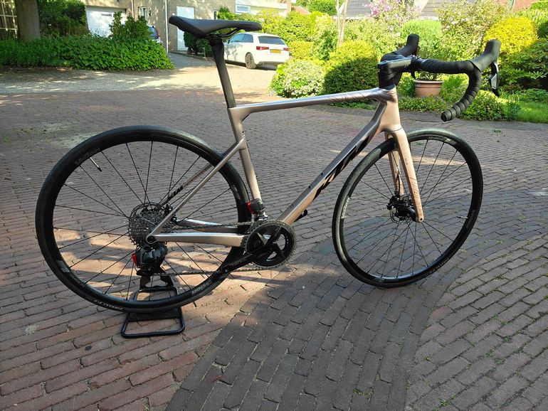 Used KTM Revelator Alto Custom SRAM Rival eTap AXS 2025 Road & Gravel, Light Gray — image 5 of 15