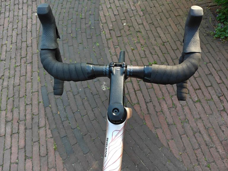 Used KTM Revelator Alto Custom SRAM Rival eTap AXS 2025 Road & Gravel, Light Gray — image 14 of 15