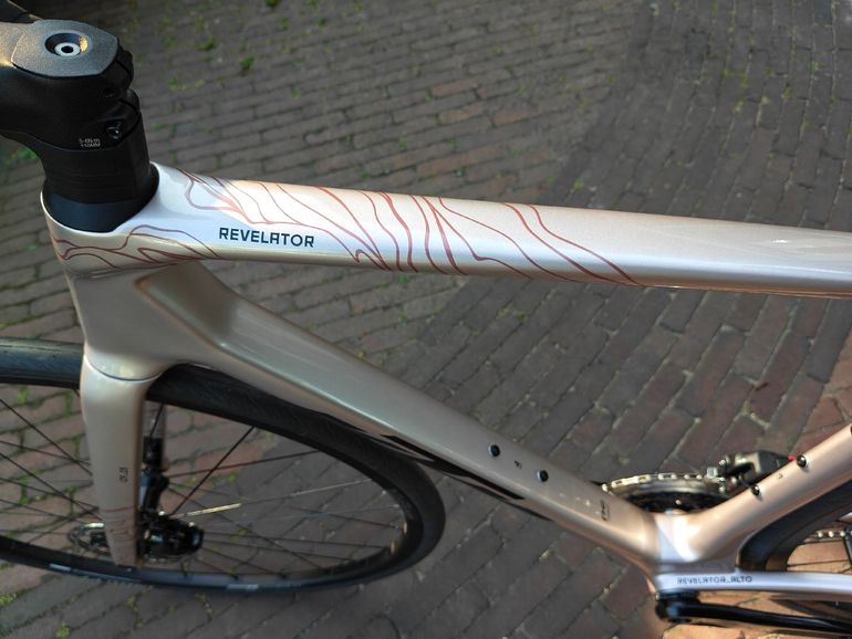 Used KTM Revelator Alto Custom SRAM Rival eTap AXS 2025 Road & Gravel, Light Gray — image 13 of 15