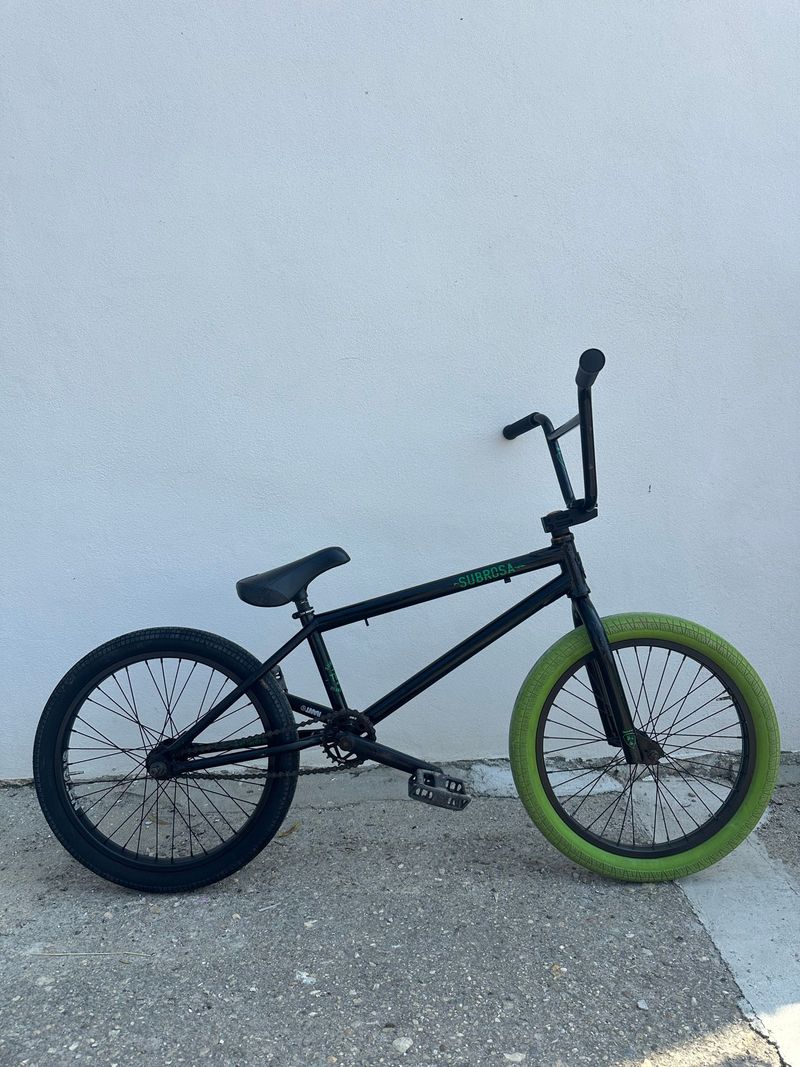 Used Subrosa Custom Urban & Touring
