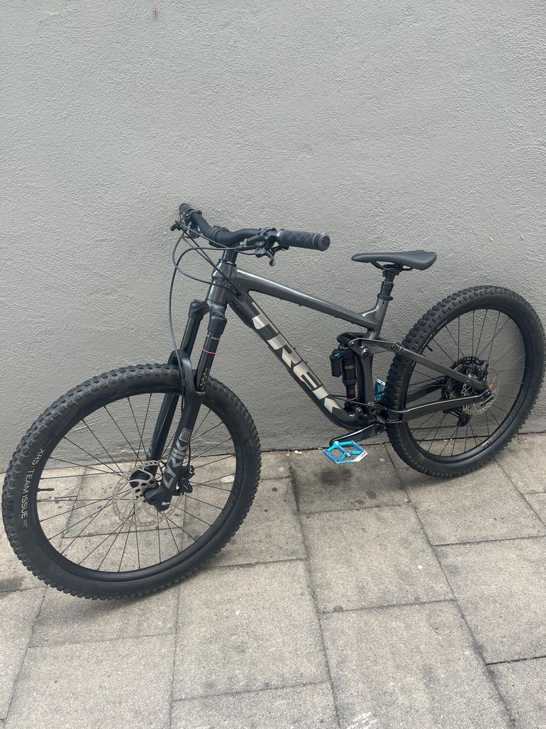 Trek Remedy 8 XT 2021 2021 Mountainbike d'occasion — image 1 sur 8