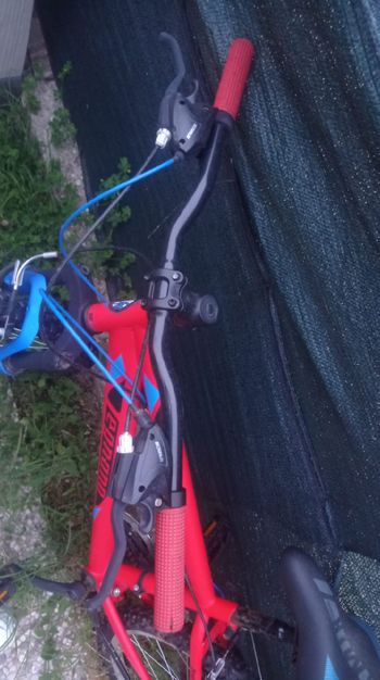 Used Legnano Custom Shimano Tourney 2022 Mountainbike, Red — image 3 of 3