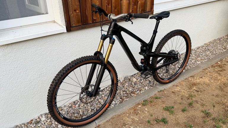 Używany Propain Tyee CF 29 Highend 2021 2021 Mountainbike — zdjęcie 3 z 31