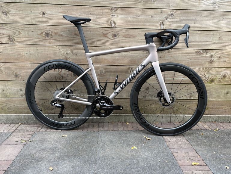 Specialized S-Works Tarmac SL8 - Shimano Dura-Ace Di2 2024 2024 Road & Gravel de segunda mano, Blanco — imagen 1 de 4