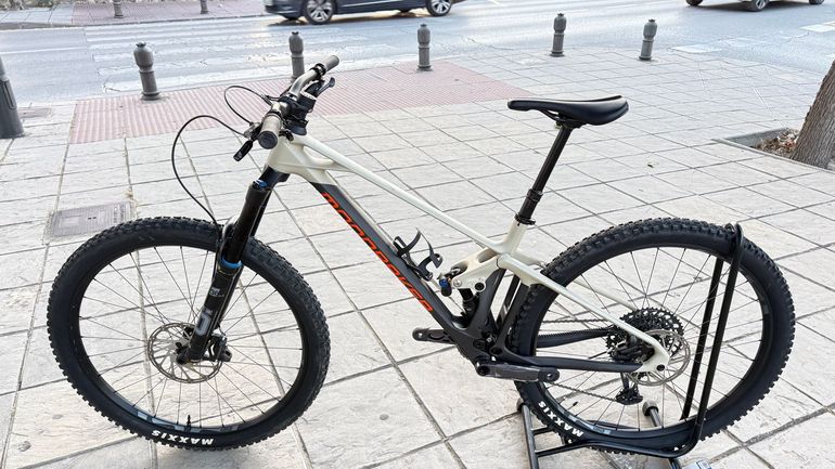 Tweedehands Mondraker FOXY CARBON RR 2023 2023 Mountainbike — afbeelding 28 van 43