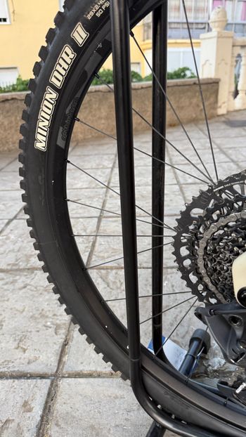 Tweedehands Mondraker FOXY CARBON RR 2023 2023 Mountainbike — afbeelding 11 van 43