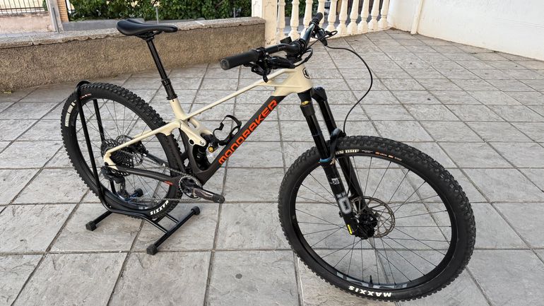 Tweedehands Mondraker FOXY CARBON RR 2023 2023 Mountainbike — afbeelding 3 van 43