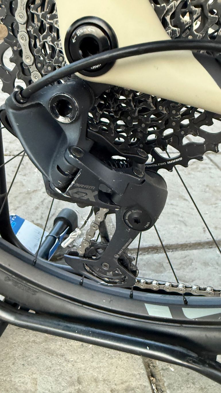 Tweedehands Mondraker FOXY CARBON RR 2023 2023 Mountainbike — afbeelding 10 van 43