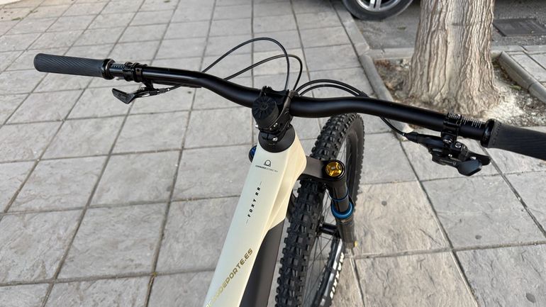 Tweedehands Mondraker FOXY CARBON RR 2023 2023 Mountainbike — afbeelding 16 van 43
