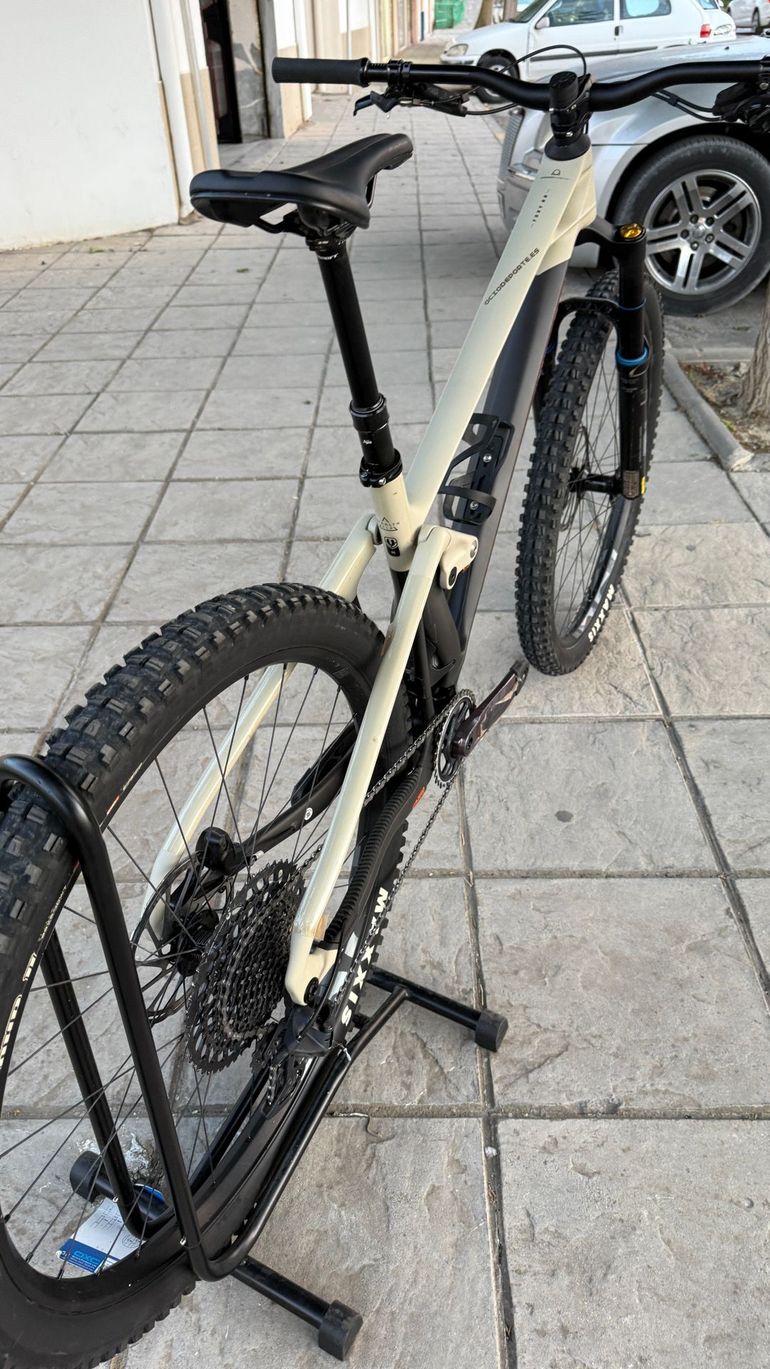Tweedehands Mondraker FOXY CARBON RR 2023 2023 Mountainbike — afbeelding 36 van 43