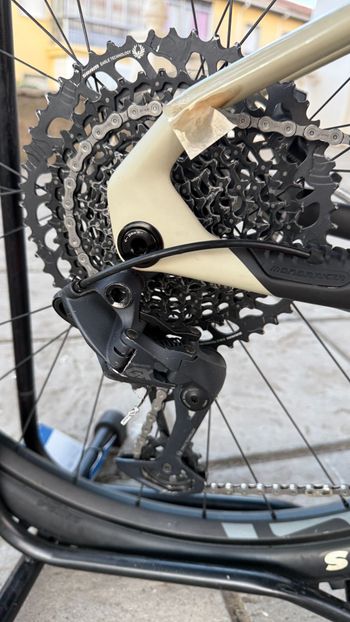 Tweedehands Mondraker FOXY CARBON RR 2023 2023 Mountainbike — afbeelding 9 van 43