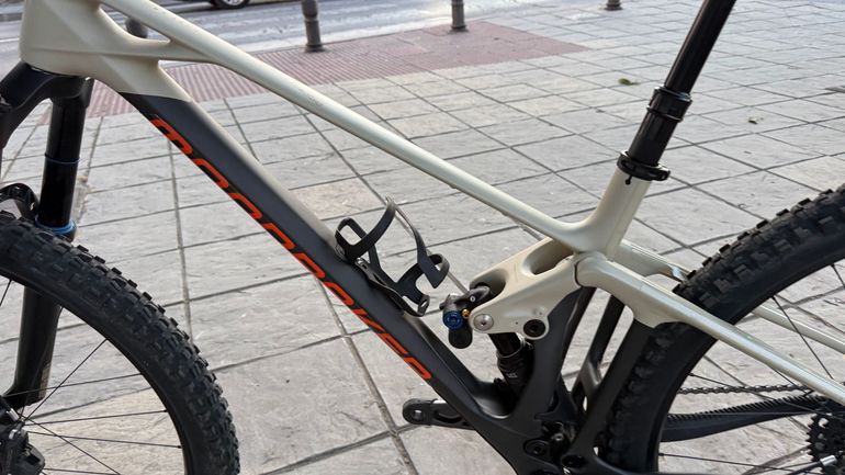 Tweedehands Mondraker FOXY CARBON RR 2023 2023 Mountainbike — afbeelding 29 van 43